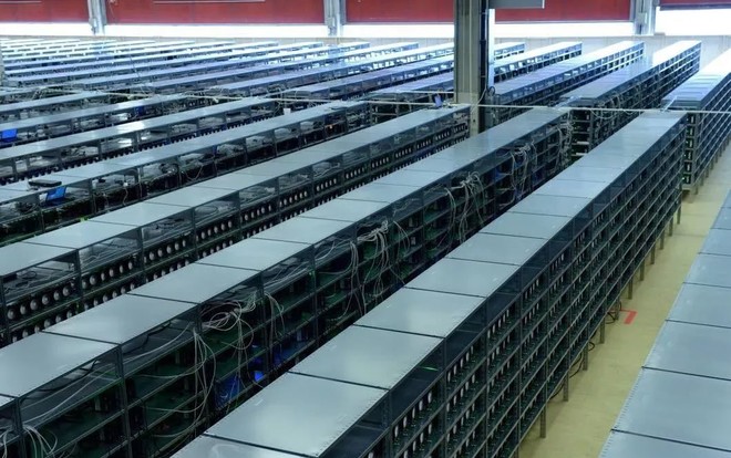 区块链矿工获得的奖励(区块链中对矿工的奖励主要是)